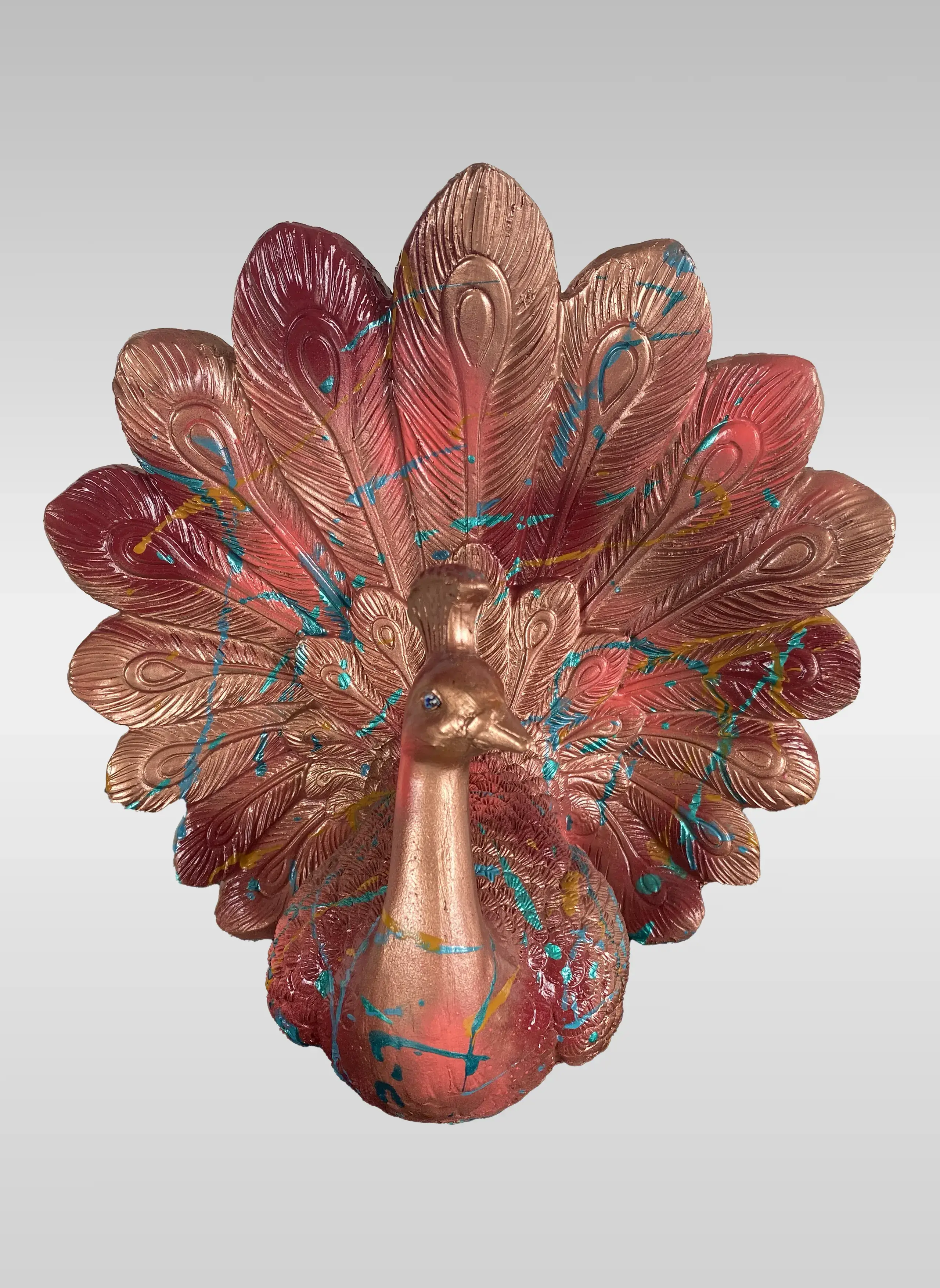 Statue paon résine colorée - Majestic Peacock